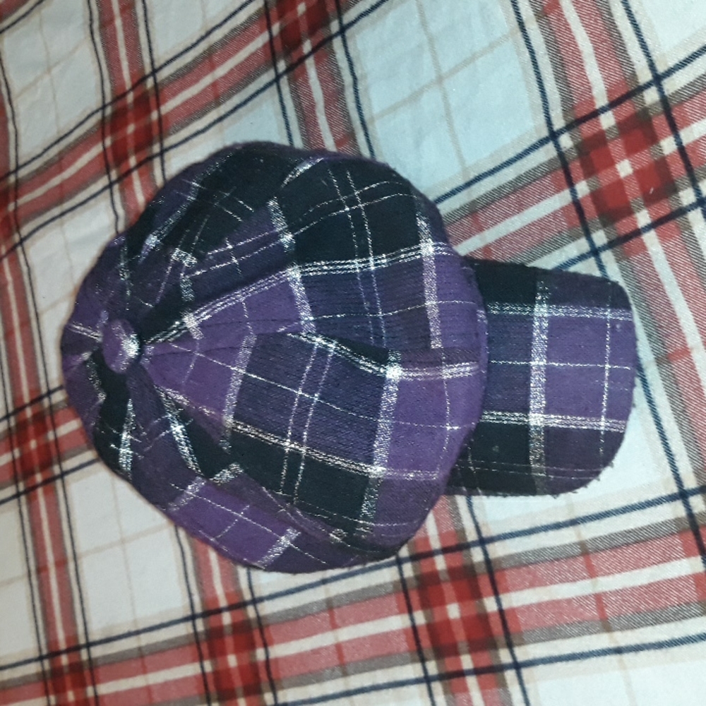 Hat - Picture 2 of 2
